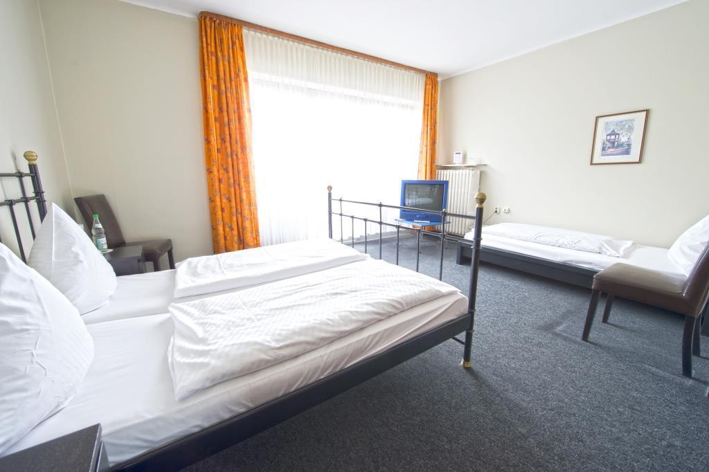 Hotel Continental Saarbrücken Quarto foto